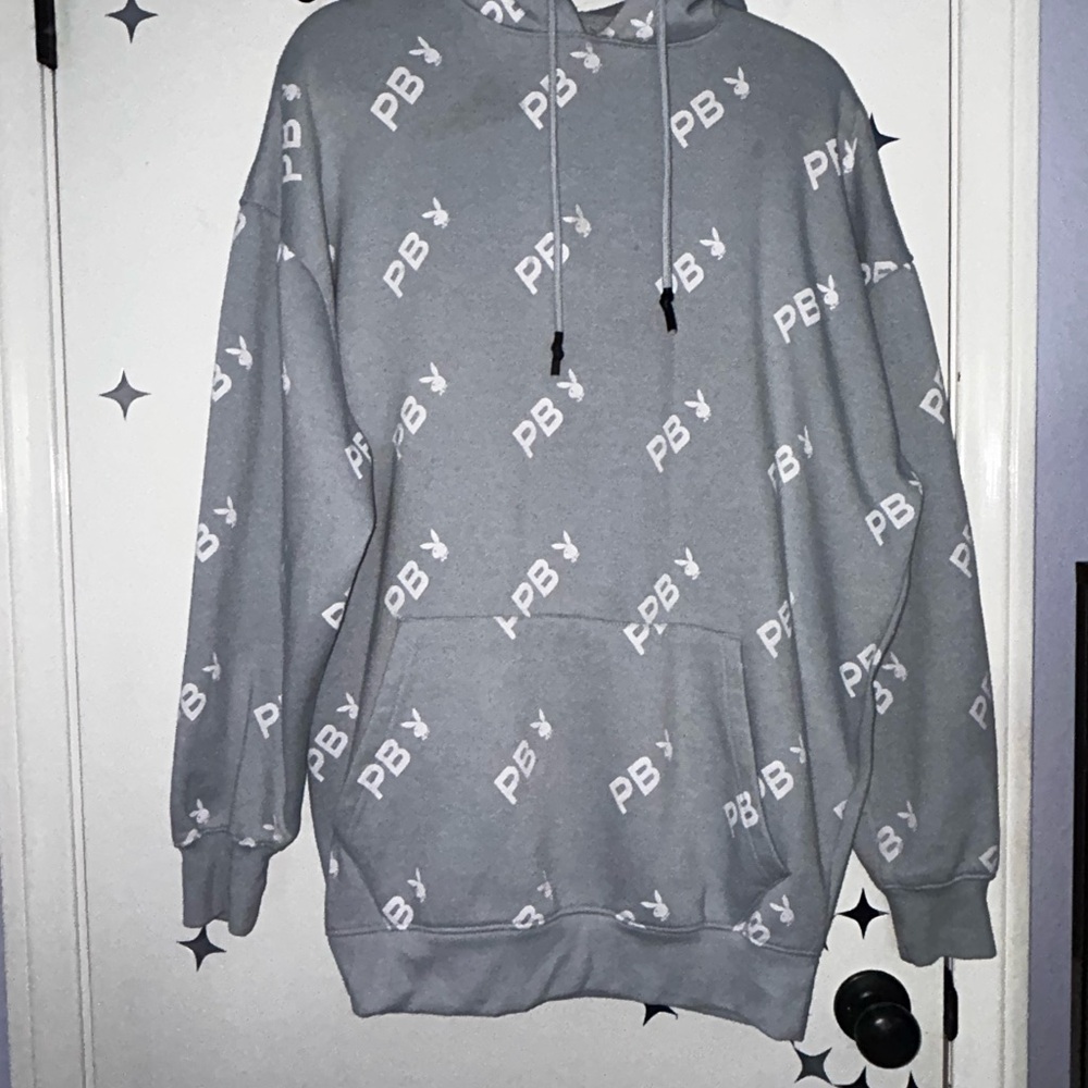 Gray Hoodie with White Pattern and Ribbed Cuffs